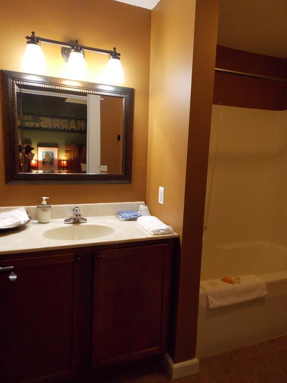โรงแรมวิลเลียม วัตสัน Pittsfield ภายนอก รูปภาพ